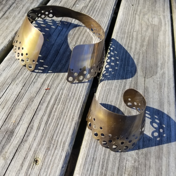 Solid darkened brass set lot color necklace cuff - Picture 8 of 8